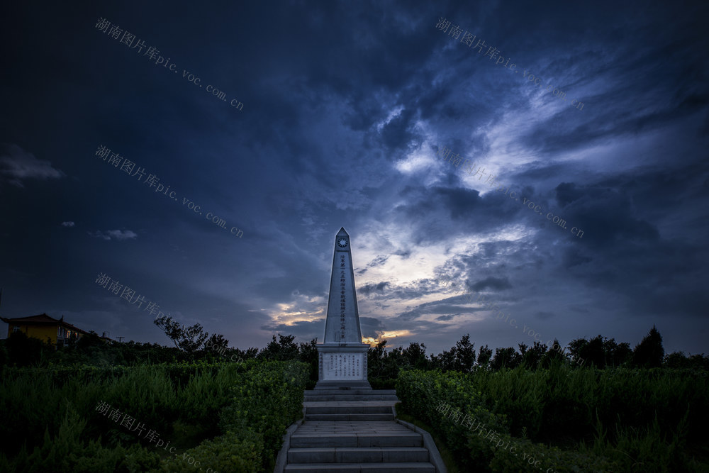  方尖碑 * 天空* 户外