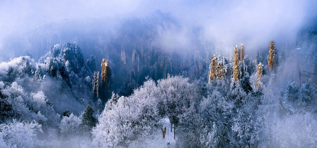 山峰 雪山  户外 天空