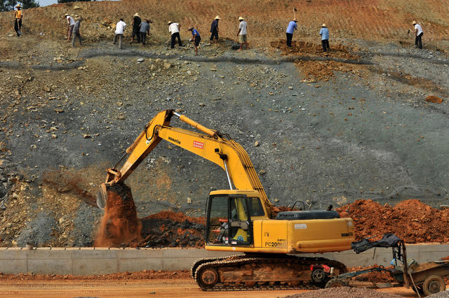 高速公路 宁道高速 工地 建设 农民工 公路 高架桥