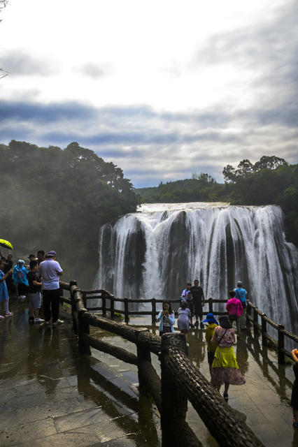 瀑布 岩石 山谷 水坝 喷泉