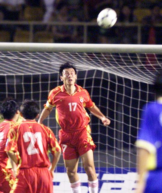 足球 运动  湘潭 八一振邦 四川大河