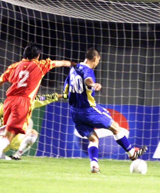 足球 运动  湘潭 八一振邦 四川大河