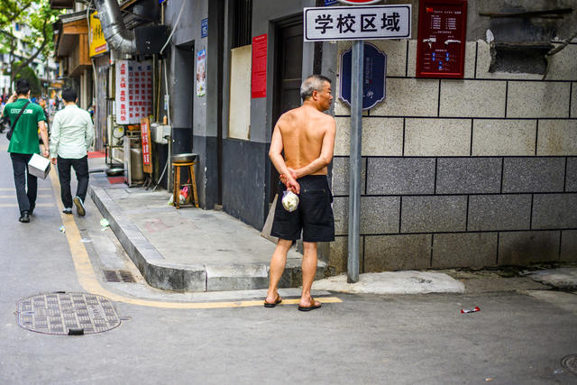 建筑 大厦 街景 电动车 美女 理发店 餐厅 箱包 衣物 杂货店 商场 自行车 饰品