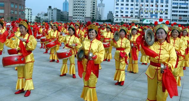 运动场 合影 长沙 新世纪体育文化中心 杨正午 周伯华 