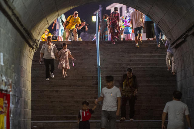 拱顶 户外 天空 草地 日落 建筑 船 美女 夜景 街景 码头