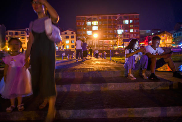 拱顶 户外 天空 草地 日落 建筑 船 美女 夜景 街景 码头