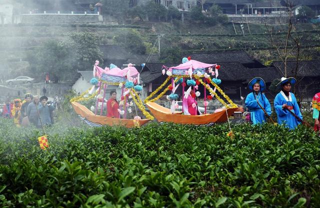 茶旅 融合 非遗 花灯 舞狮 武术 蚌壳舞 舞龙 添彩