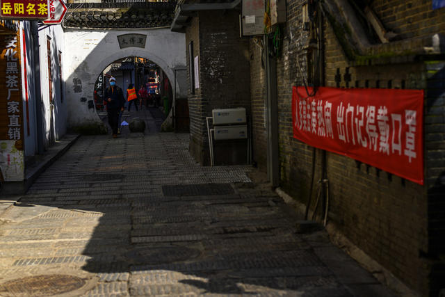 街道 街景 洗衣机 自行车 其他 美女 衣物 扫帚 牛仔裤 大厦 工地 杂货店 甜食 饰品 垃圾箱 挂锁 餐厅 灯笼