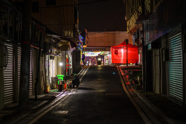 街道 称 餐厅 街景 甜食 杂货店 衣物 箱包 美女 铲子 肉店 烟草店 垃圾箱