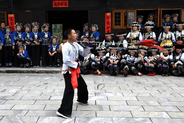 茶旅 融合 非遗 花灯 舞狮 武术 蚌壳舞 舞龙 添彩