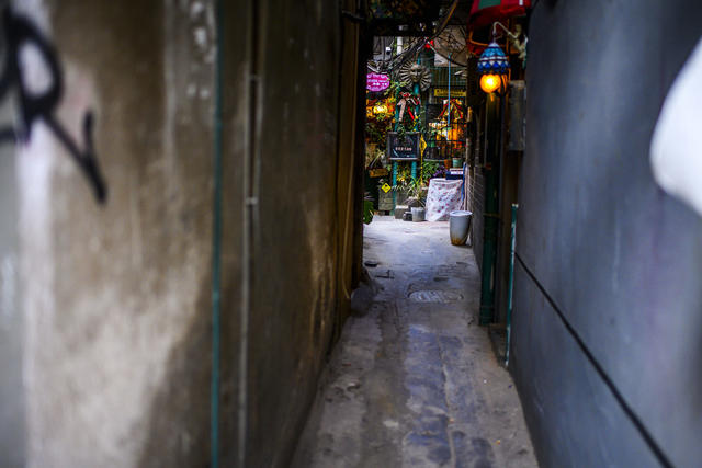 街道 街景 洗衣机 自行车 其他 美女 衣物 扫帚 牛仔裤 大厦 工地 杂货店 甜食 饰品 垃圾箱 挂锁 餐厅 灯笼