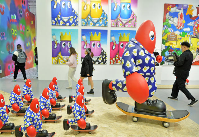 国际潮流艺术展《次元视界》开展