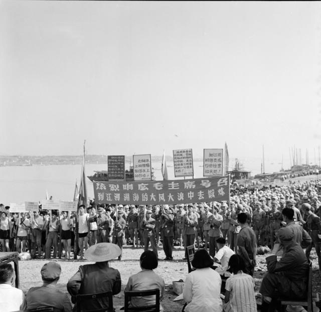 横渡 湘江 民兵 长沙 市民 橘子洲