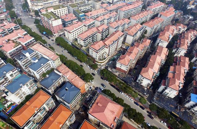 麓山南路  大学城