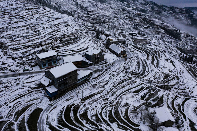 农村 旅游 梯田 冰雪 云雾