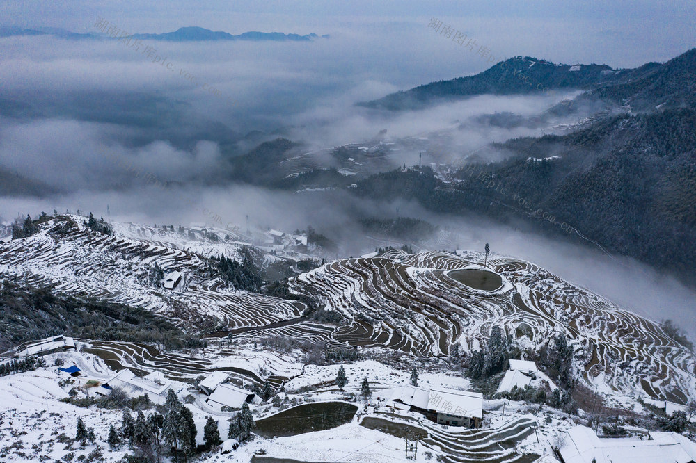 农村 旅游 梯田 冰雪 云雾