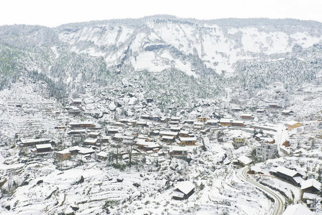 自然 花瑶 雪景 瑶寨 大托 石瀑