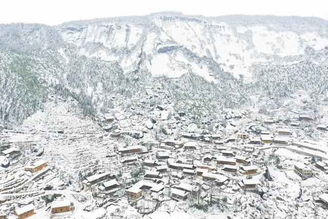 自然 花瑶 雪景 瑶寨 大托 石瀑