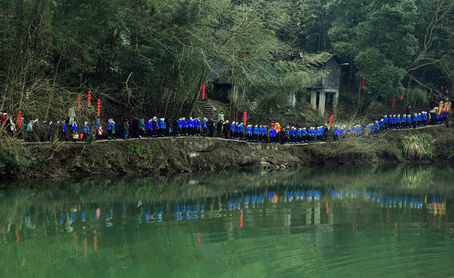 调年节 苗族 山歌 龙狮 祭祖