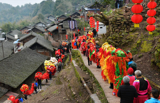 调年节 苗族 山歌 龙狮 祭祖