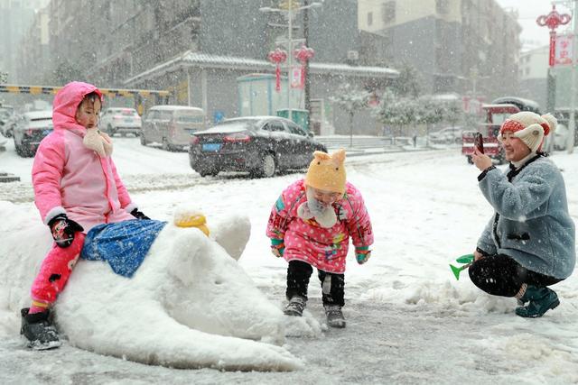 大雪 家长 孩子 感受 雪趣