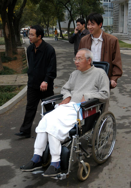 金展鹏  院士