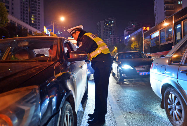 长沙交警启动“七类交通违法”集中整治