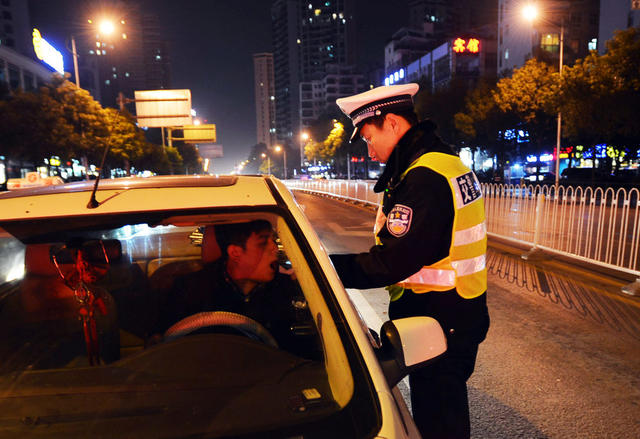 长沙交警启动“七类交通违法”集中整治