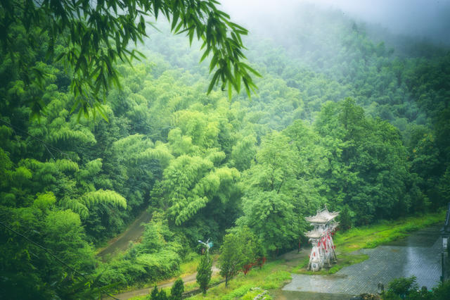 旅游，自然  宗教    