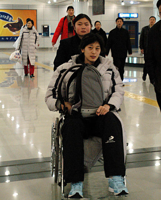 八一中国电信女篮抵达长沙