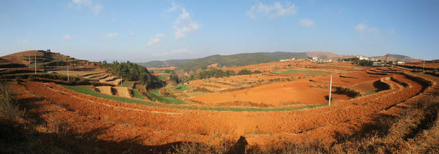 东川红土地