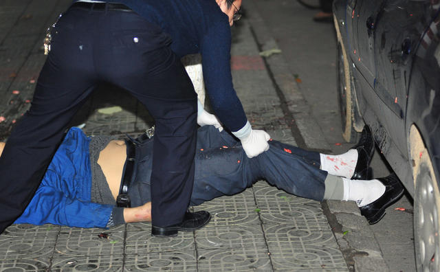 空调  检修  坠楼