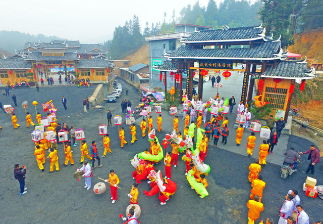 溆浦县阳雀坡,腊鼓声动迎大年