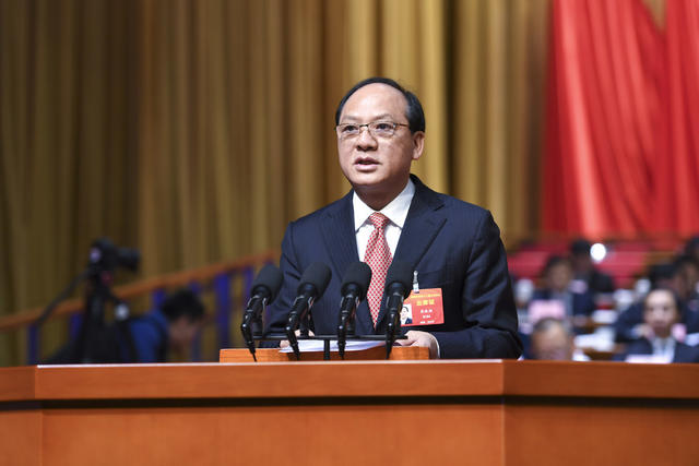 政协委员 印遇龙 省政协十二届第二次全体会议 