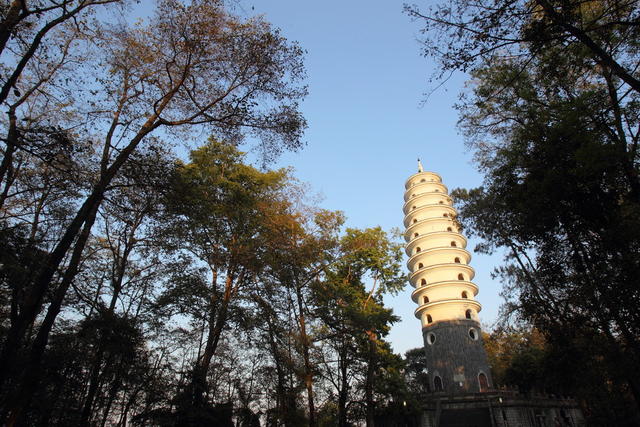 腾冲县来凤山