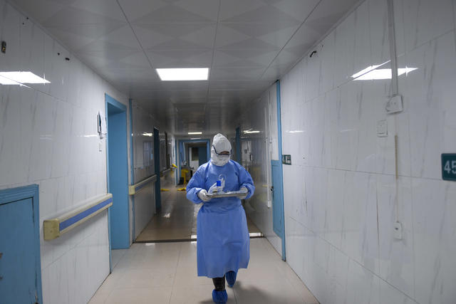 娄底市中心医院 疫情防控 隔离病房 抗疫 医护人员 坚守 