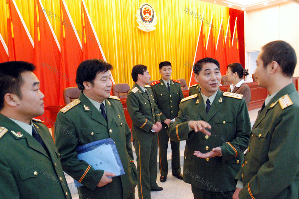 武警湖南总队学习贯彻“三个代表”重要思想