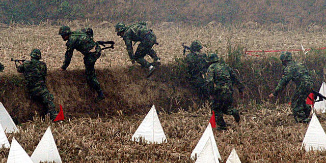 湖南预备役师首次整体实兵合练