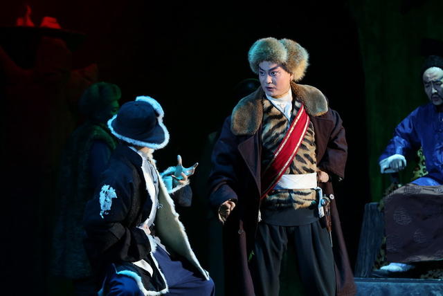 京剧  智取威虎山