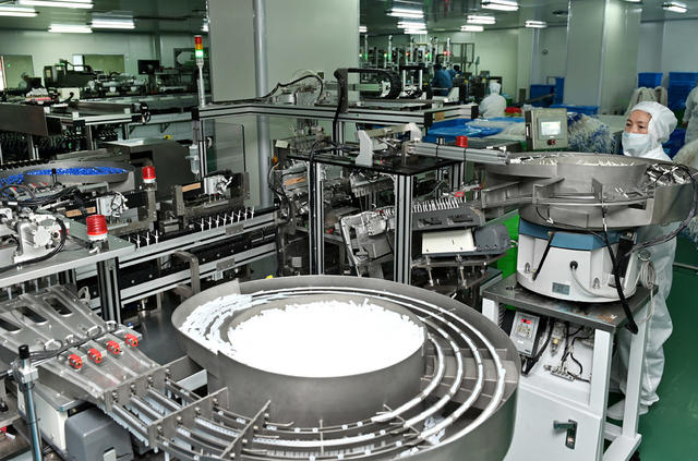 金融服务  企业生产  医疗器械 信贷方式 银行  防疫保生产  县域经济 企业  