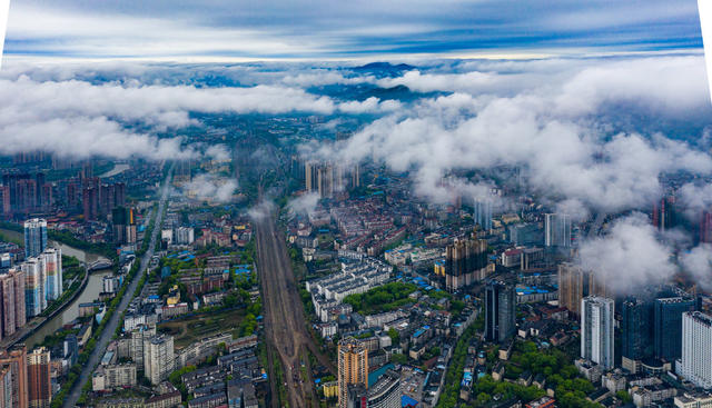 城市  建设  建筑  云雾  全景  怀化