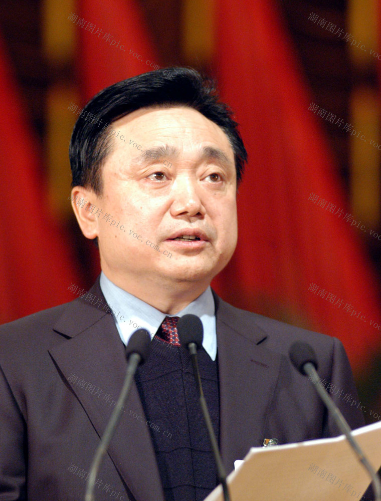 湖南省十届人大三次会议  省发展和改革委员会主任  陈叔红