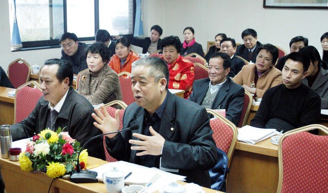 湖南省十届人大三次会议代表审议报告