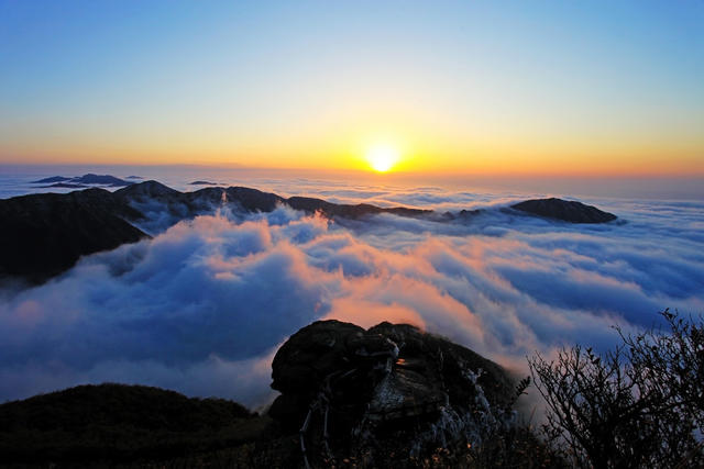 南岳 衡山 风光 会仙桥 日落 雪景 冰雪 雾凇 云海 云雾 白云 远山 山峰 群山  天空 安静 景点 风景名胜 名胜古迹 旅行 旅游 徒步 曾国藩古道