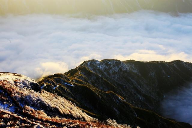 南岳衡山 衡山风光 祝融峰 冰雪 雾凇 雪景 曾国藩古道  旅行 旅游 日落 云海 云雾 山路 户外 无人 山峰  朝圣  烧香  