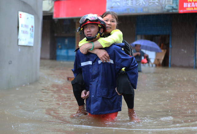 暴雨 积水 内涝 遇险 消防 救援 转移