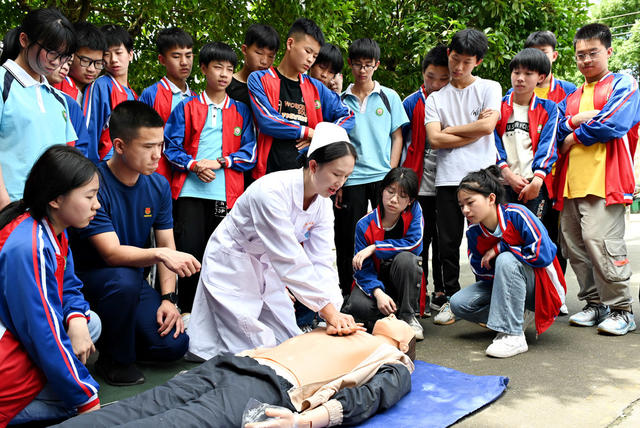 防溺水  安全教育 医务 应急抢险 学生 学校 暑假 