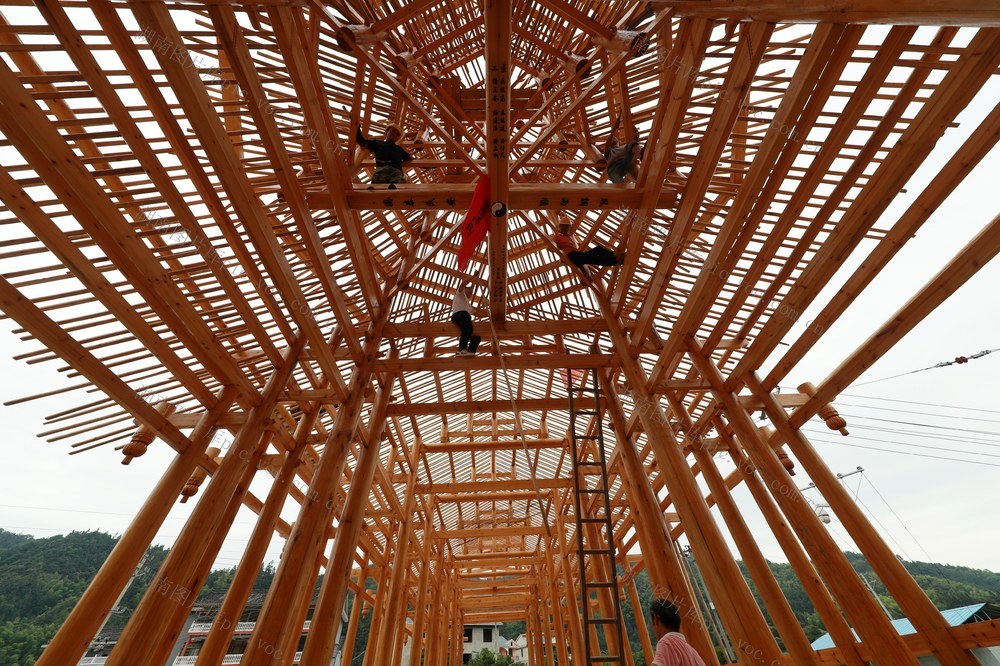 侗族 红色 新建 传统 文化  风雨桥 助力 乡村游