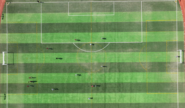 青少年 足球 比赛 