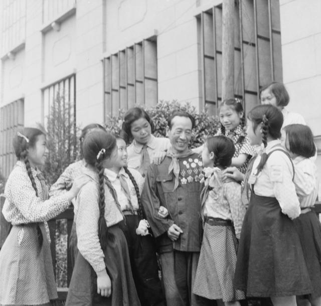 小学生 少先队